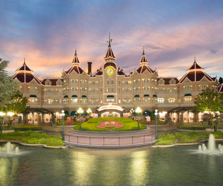Disneyland® Hotel